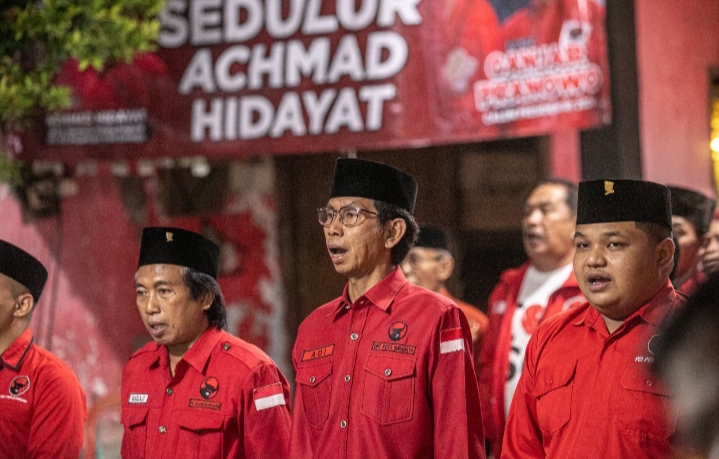 Dirikan Posko ‘Ganjar Presiden’, Achmad Hidayat Ajak Kader Banteng Blusukan Ke Kampung