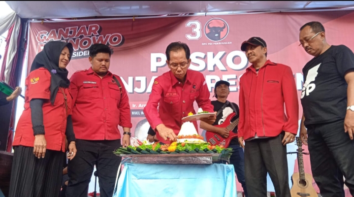 Caleg PDIP Dapil IV Surabaya Arjuna Rizki Buka Posko Ganjar Capres 2024