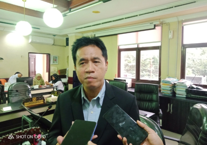 Anggota Dewan dari Nasdem Surabaya Ini Sebut Lurah Gayungan Layak Dapat Kenaikan Pangkat