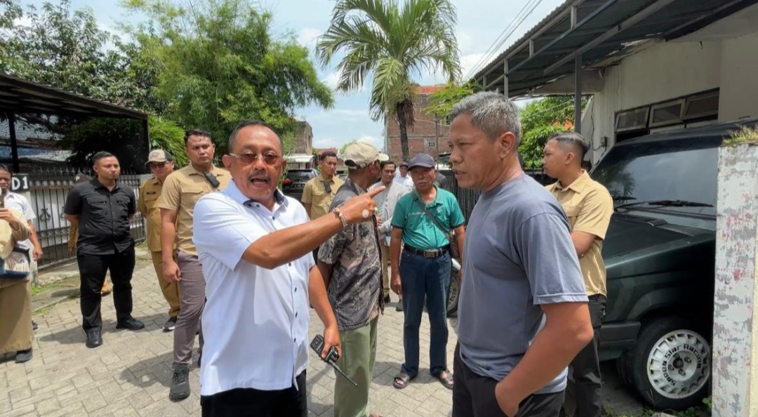 Tegas Basmi Mafia Tanah, Wawali Armuji Sidak Kasus Dugaan Penipuan Jual Beli Tanah