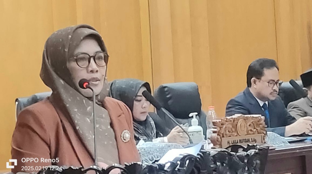 Rapat Paripurna Persetujuan Bersama Raperda RTRW, Pimpinan Pansus tegaskan Catatan Penting Kementrian di Persubb