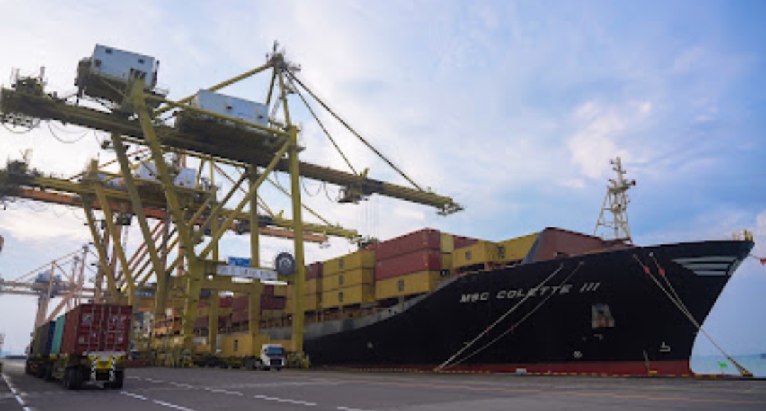 Februari 2025, Arus Petikemas TPS Naik 3,82 Persen