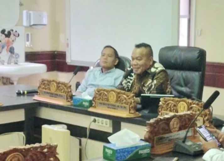 Komisi A Gelar Hearing Tindaklanjuti SCWI Terkait Transparansi Pengelolaan Air di Lingkungan Perumahan