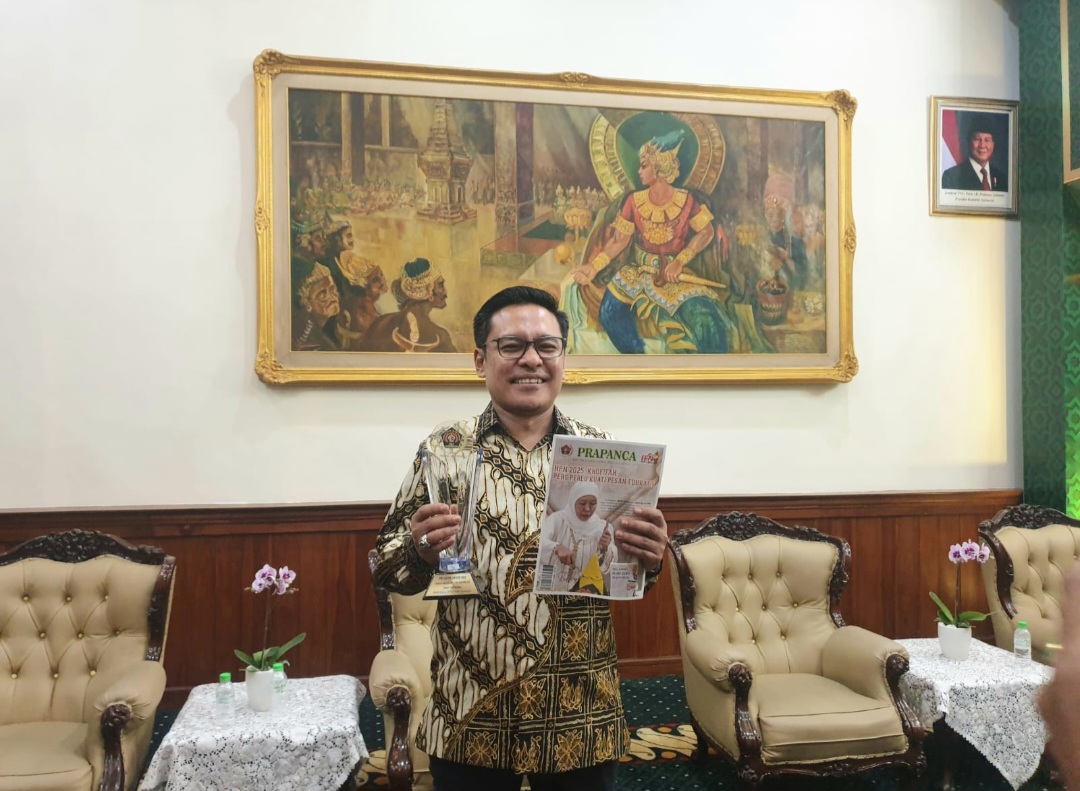 PWI Jatim Beri Penghargaan kepada Arif Fathoni sebagai ‘Politisi Muda Inspiratif
