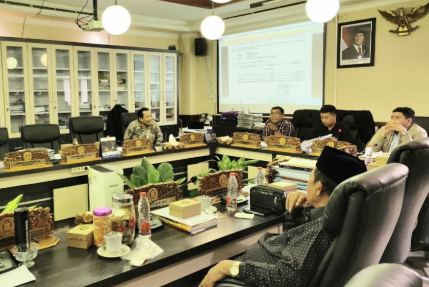 Lahan di Gundih Diklaim Dua Sertifikat, Komisi C Panggil PT KAI dan Warga