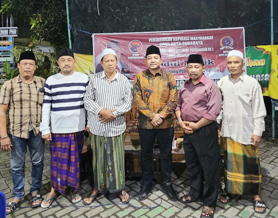 Warga Tanah Kali Kedinding Curhat soal Paving dan PJU ke Anggota Dewan Abdul Malik saat Reses