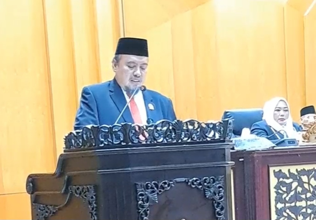 Fraksi PKS Sampaikan PU RPJMD saat Rapat Paripurna DPRD Kota Surabaya