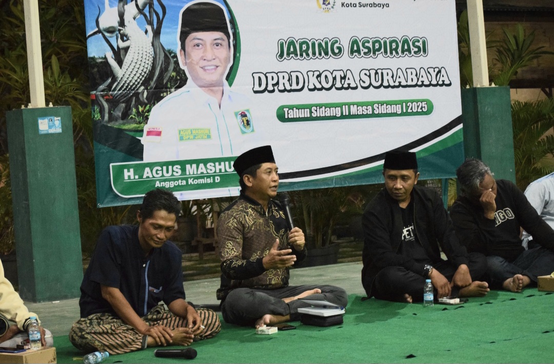 Reses di Pakal, Anggota Komisi D Agus Mashuri Dicurhati Warga