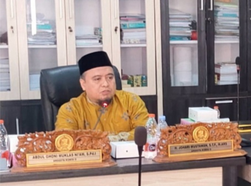 APBD 2026, Komisi D Sarankan Disbudporapar Hitung Ulang Jumlah Penerima Beasiswa Pemuda Tangguh
