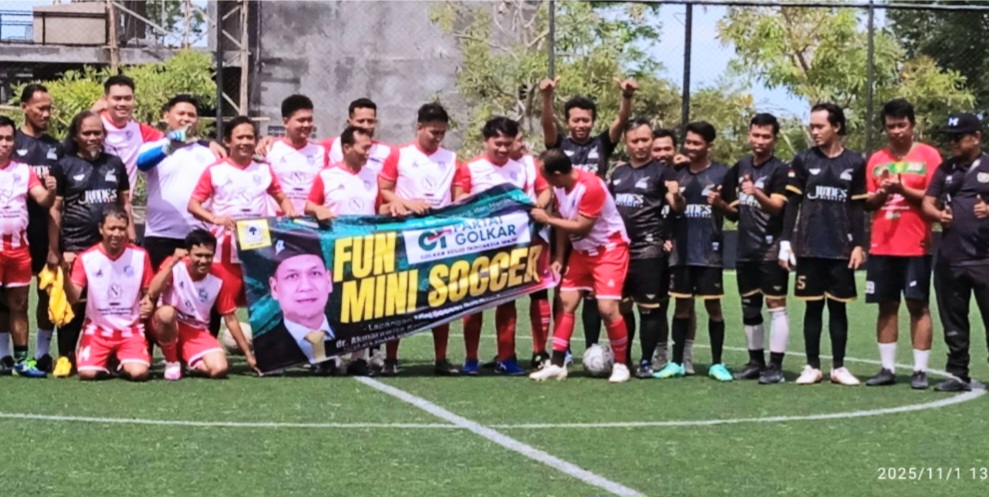 HUT Ke 61 Tahun, DPD Partai Golkar Surabaya Gelar Turnamen Mini Soccer Bersama Media dan Masyarakat