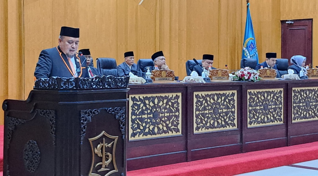 Johari Mustawan Soroti Anggaran Pendidikan, Kesahatan dan Kesejahteraan Rakyat dalam Rapat Paripurna Raperda APBD 2026