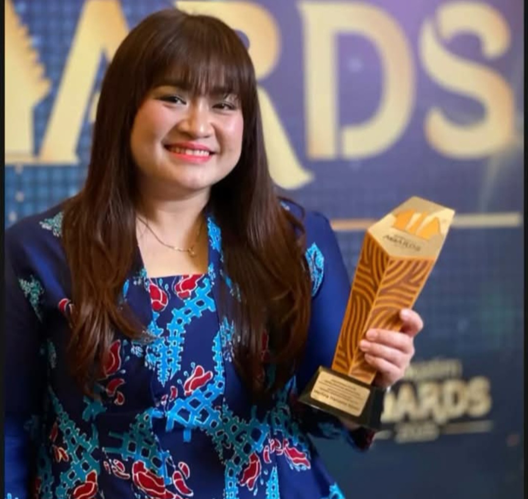 Anggota Komisi C DPRD Surabaya Herlina Harsono Njoto Dianugerahi detikJatim Awards 2025