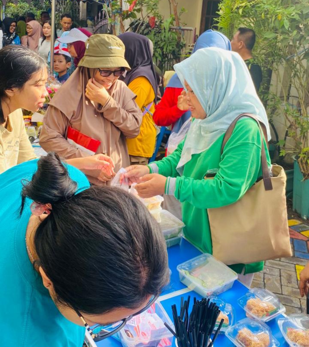 Hari Pahlawan, Anggota Komisi B DPRD Surabaya Hj. Enny Minarsih Tekankan Pentingnya Jiwa Kepahlawanan di Kalangan Anak Muda