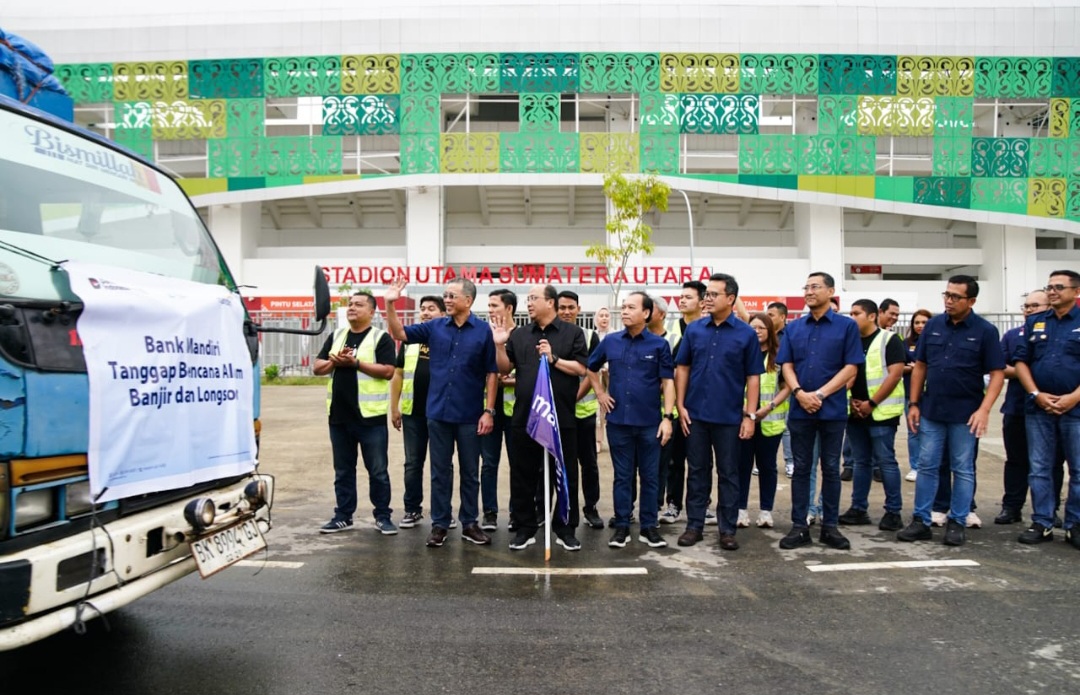 Dirut dan Jajaran Direksi Bank Mandiri Pastikan Kesiapan Bantuan bagi Masyarakat Terdampak Bencana di Sumatera