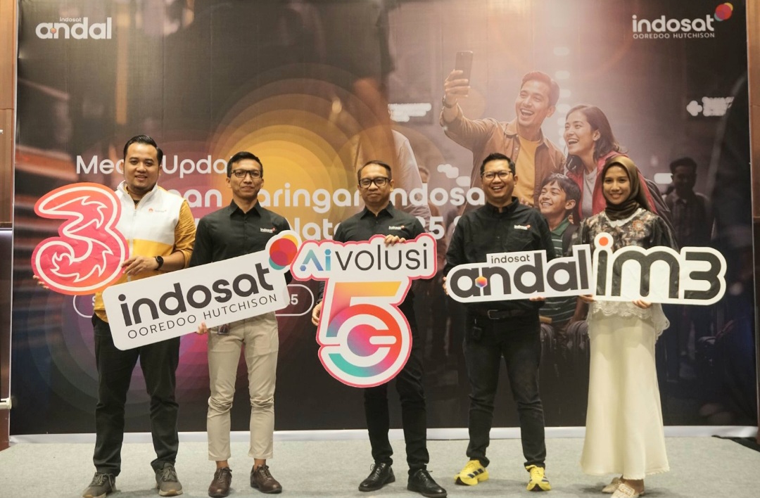 Cerita di Balik Jaringan Andal Indosat di Momen Natal dan Tahun Baru