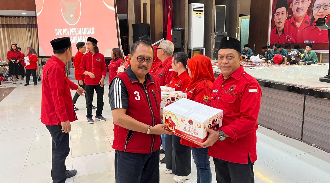 DPC PDIP Kota Surabaya Gelar Nuzulul Qur’an dan Bagi Ribuan Paket Lebaran