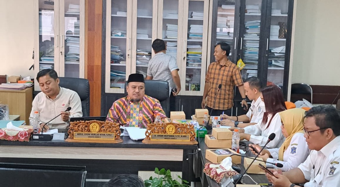 Anggota Komisi D DPRD Surabaya Johari Mustawan Soroti Validitas Data Bansos Pendidikan