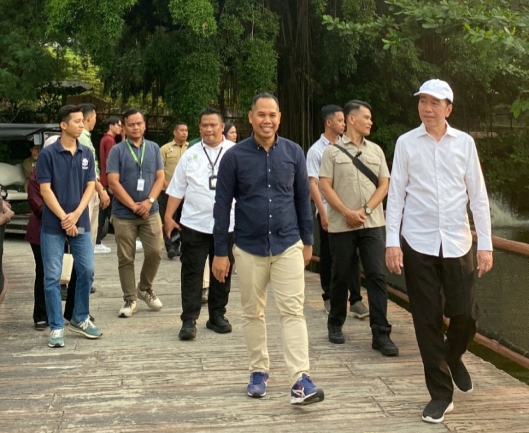 Musim Libur Sekolah, Joko Widodo Ajak Cucu Kunjungi Solo Safari