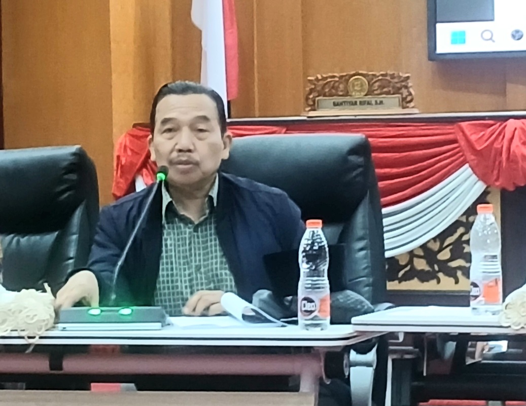 Pansus Dorong Lurah dan Camat Aktif Pencegahan dan Penanggulangan Banjir di Surabaya