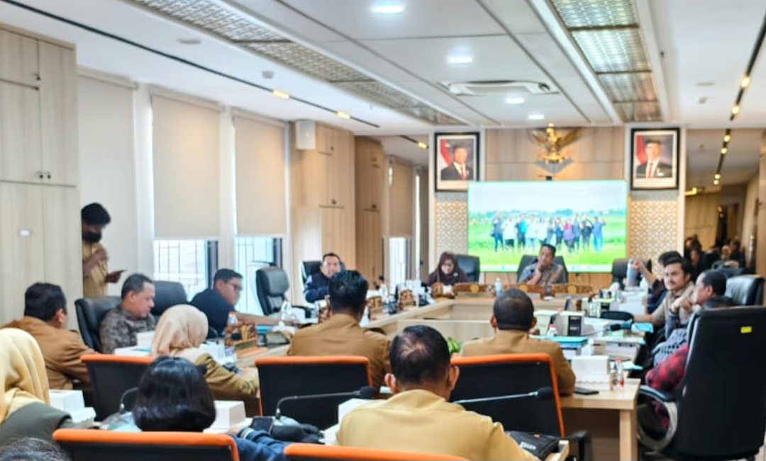 Komisi C DPRD Surabaya Minta Anggaran DLH Lebih Rasional