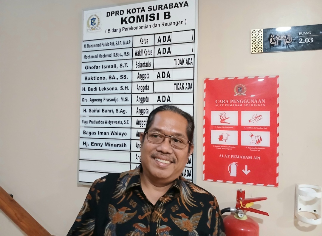 Pemkot Surabaya Tertibkan 35 PKL Embong Blimbing, Komisi B: Pada Prinsipnya Pedagang Mau Mengikuti Aturan Pemkot